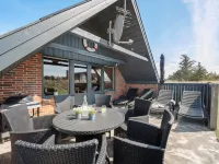 "Wulfhild" - 800m from the Sea