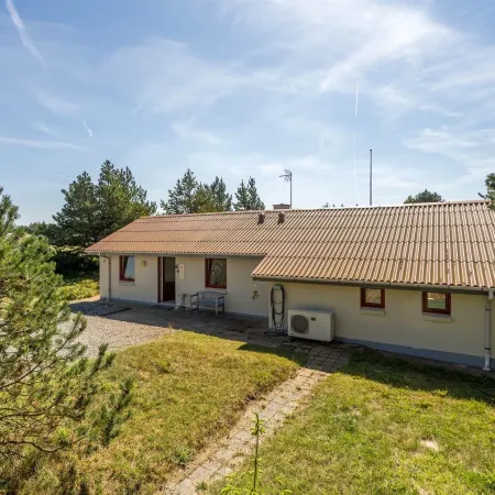 "Germund" - 900m from the Sea