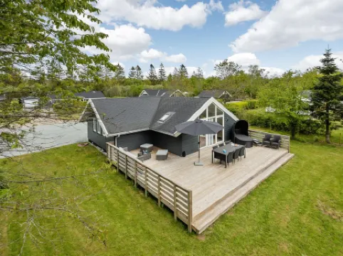 "Aleide" - 29km from the Sea