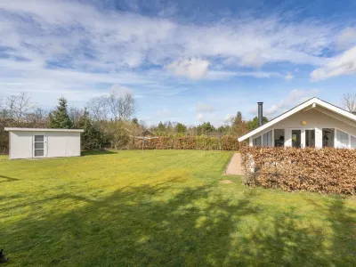 "Edvardsine" - 12km from the Sea Houstrup附近的飯店