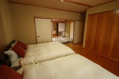 Autumn Leaves Hotel a Aso