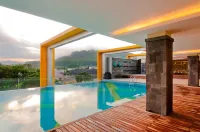 Grand Artos Hotel & Convention - Family