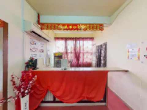 Aristo Hotel 81 Hotels in Donggongon