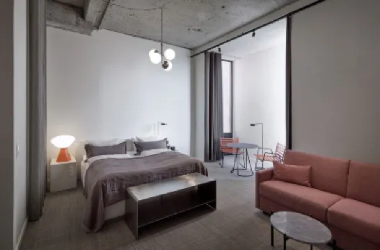 Hotel Ottilia Hotels near Cisterns in Søndermarken