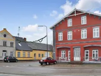 "Esja" - 22km from the Sea Hotels near Mindesten for Digebyggeriet