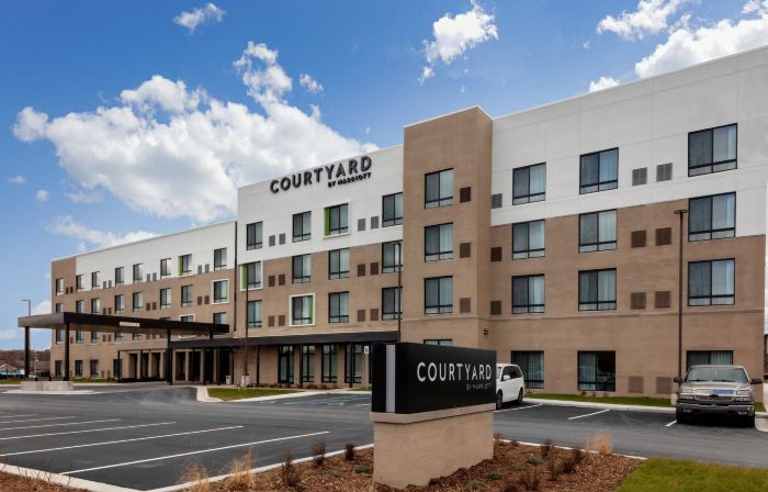 Courtyard East Lansing Okemos