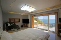 Namhae Bokkongii Seesru Ocean View Poolvilla