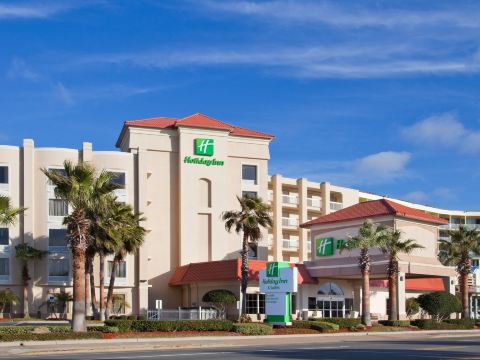 Holiday Inn & Suites 代託納比奇上的海洋