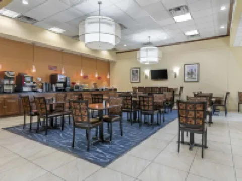 Best Western Plus Augusta Civic Center Inn Hotels in Augusta
