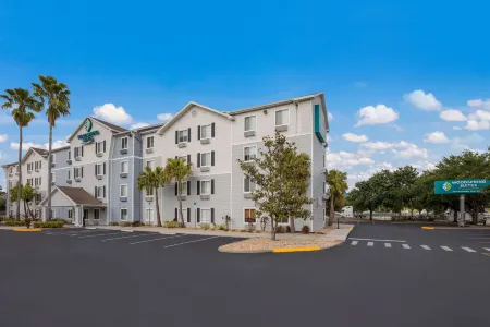 WoodSpring Suites Orlando North - Maitland Отели в г. Окои
