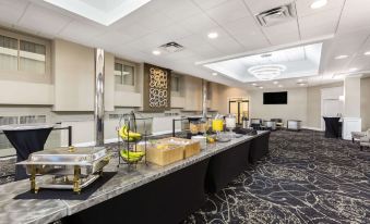 Ramada by Wyndham des Moines Airport