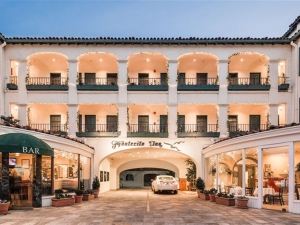 Montecito Inn