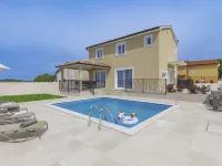 Villa Dora - Pools