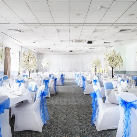 Holiday Inn LEEDS - WAKEFIELD M1, JCT.40 by IHG
