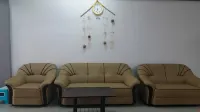 Coastside Homestay. Feel Home While You're Away.