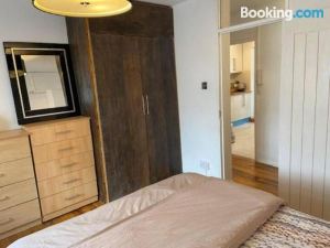 Specious 2 X Double Bedroom Flat in London E18