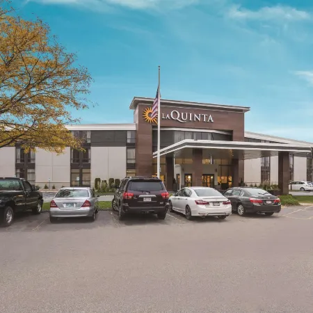La Quinta Inn & Suites by Wyndham Boston-Andover