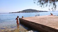 Apartment by the Sea and with Beautiful View, 2 Bedrooms, 4 Persons