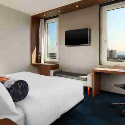 Aloft Stuttgart Rooms