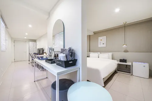 Jinju Yam Jinju Sangpyeong Hotels in Jinju