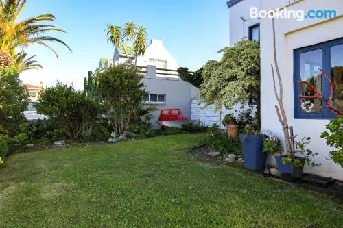 裏特里特姐妹2度假屋