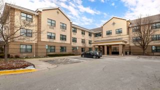 extended-stay-america-suites-chicago-schaumburg-i-90