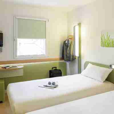 Hôtel ibis Budget Courbevoie Paris La Défense 1 Rooms