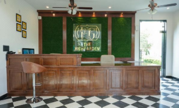 The HighGarden Resort