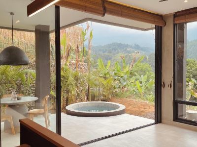 The Hill by the Villas 100