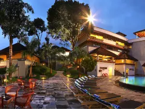 Elephant Court Thekkady