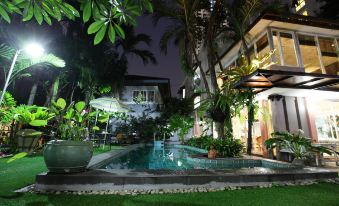 Serene Bangkok Bed & Breakfast