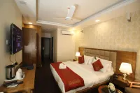 Moonlight Hotel