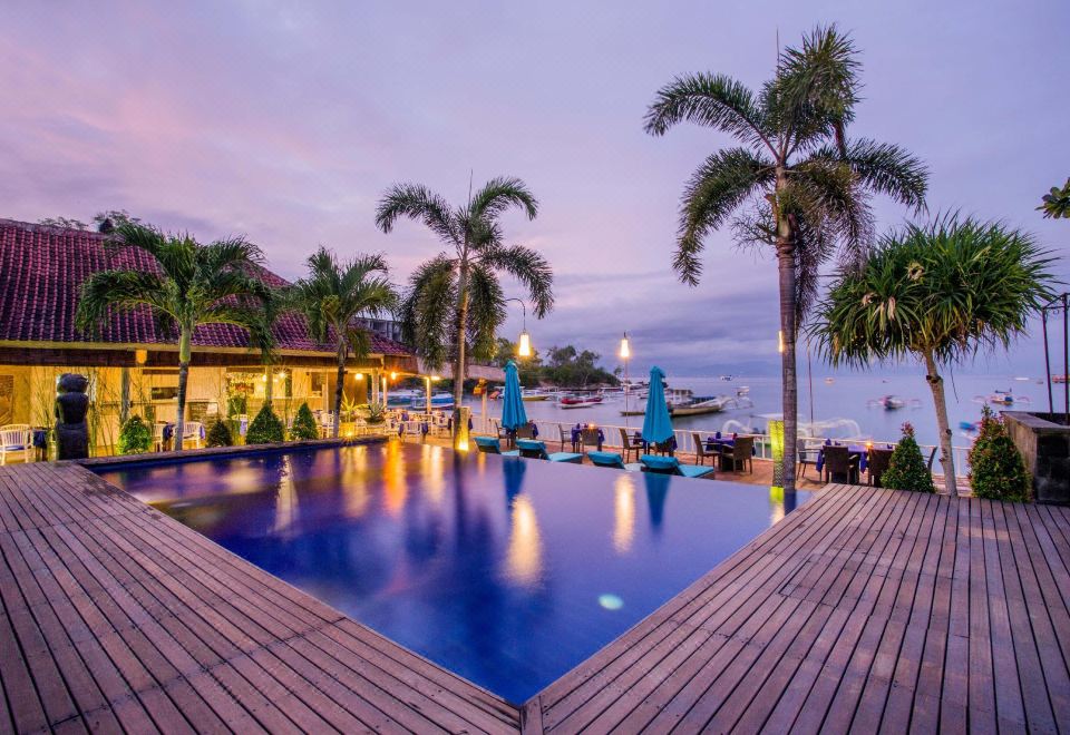 Lembongan Bay Shore Huts Images