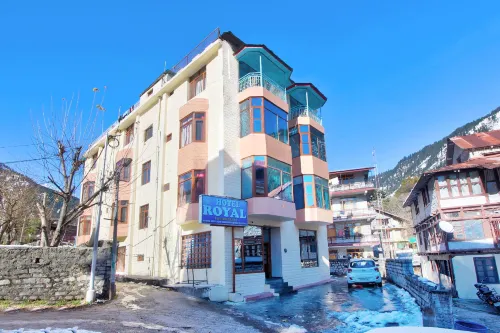 Hotel Royal the Mall Manali Hotels in Manali