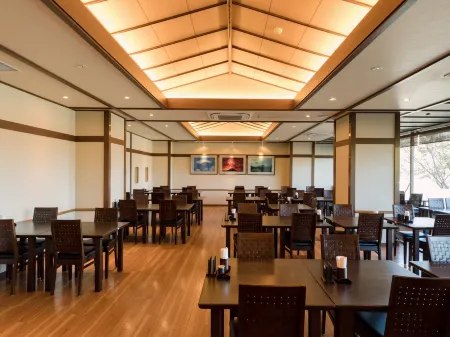 New Hakkeien Отели рядом со станцией Ōhito Railway Station