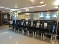 Hotel Planet Hotels in Kalol