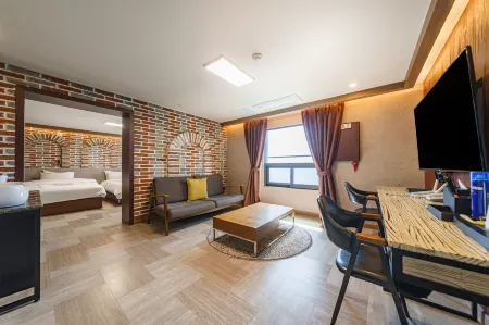 Hotel Mondavi