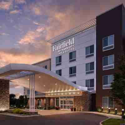 Fairfield Inn & Suites Cleveland Tiedeman Road Hotel Exterior
