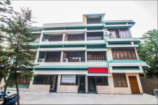 Om Shree Cottage Hotels near Basistha Temple