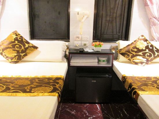 Pay-less Guest House A9