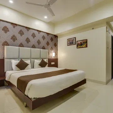 Magnus Square Business Hotel Near Pune Airport Отели рядом с Аэропорт Логеджаон