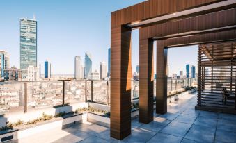 Sleek Flat in Kagithane with Terrace