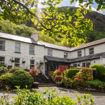 Ty Afon - River House