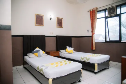 Hotel Handayani Hotel a North Sumedang
