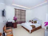 Hoàng Gia Hotel Sơn La Hotel di P. Quyết Tâm