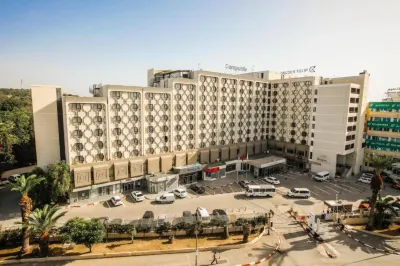 Campanile El Mechtel Hotell i Montplaisir