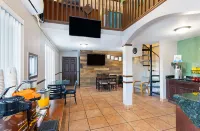 Super 8 by Wyndham Kingsport Các khách sạn ở Kingsport