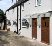 BexLet Hotel dekat Little Common Methodist Church