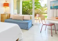 Zilwa Attitude, Hotels in Calodyne