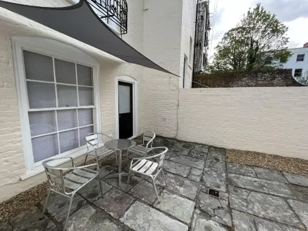 The Cozy Apartment Отели рядом со станцией GLOUCESTER STATION RAILWAY STATION